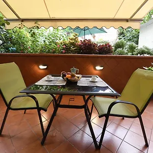  Apartment Il Giardino Nascosto Italy
