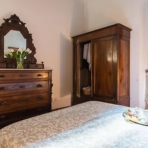  Apartment Secret Coronari Italy